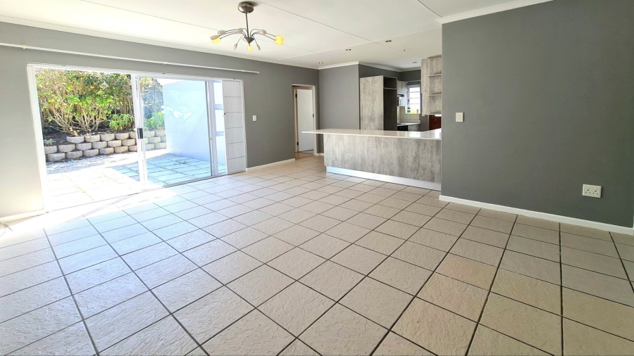 To Let 3 Bedroom Property for Rent in Old Place Western Cape